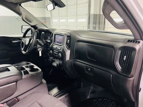 Used 2020 Chevrolet Silverado 1500 W/T w/ Trailering Package image 31