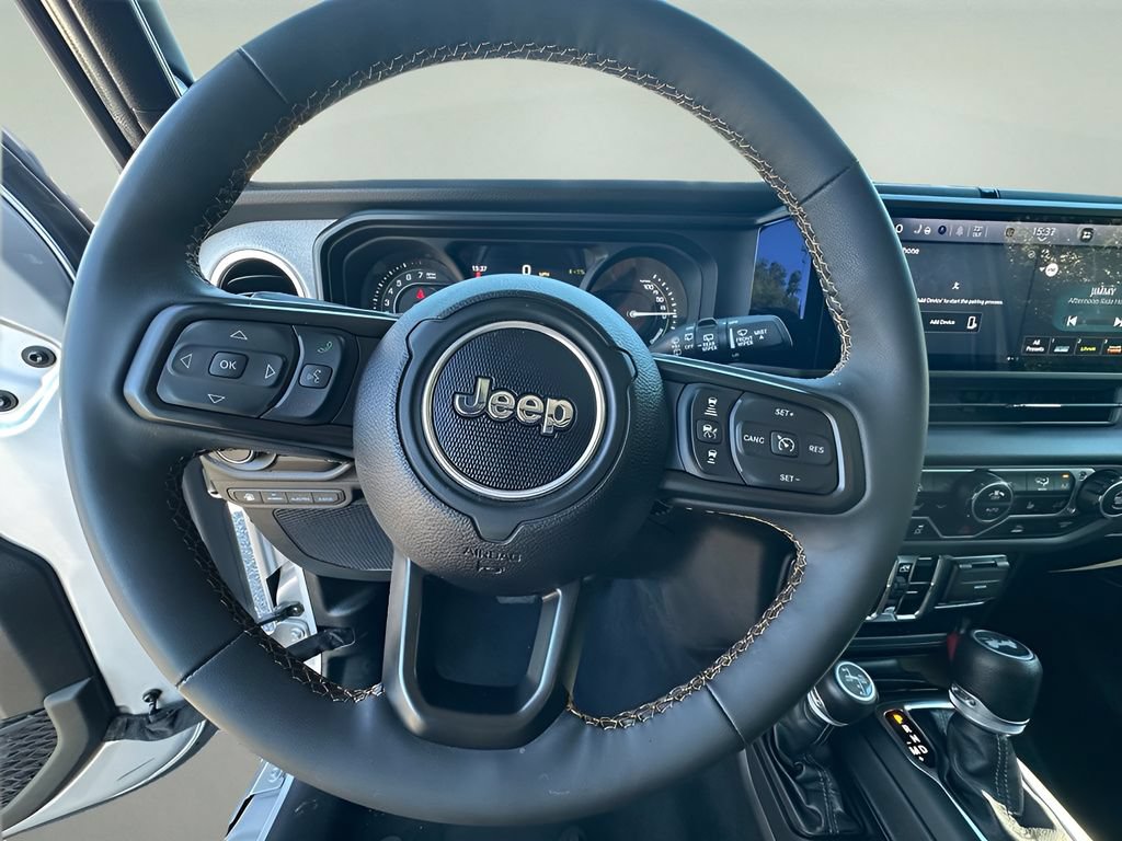 Used 2024 Jeep Wrangler Unlimited w/ Convenience Group AWD/4WD image 14