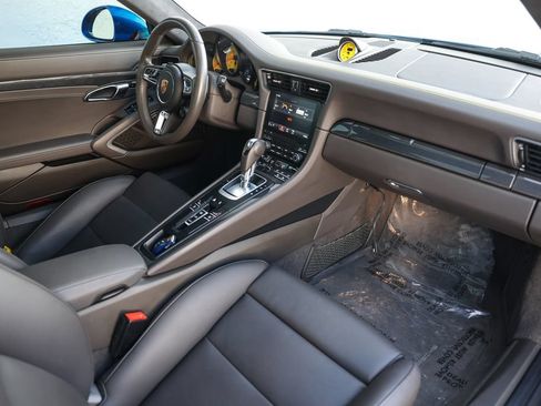 Used 2017 Porsche 911 Turbo S AWD/4WD image 23