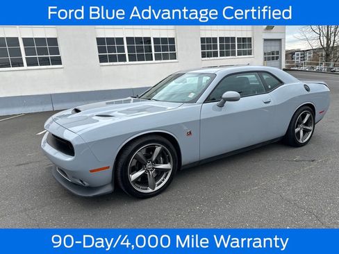 Used 2022 Dodge Challenger R/T Scat Pack w/ Dynamics Package RWD image 3