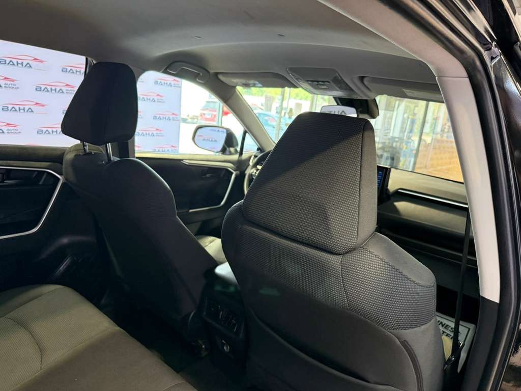 Used 2022 Toyota RAV4 LE FWD image 45