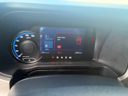 Used 2024 Ford Bronco Outer Banks AWD/4WD image 8