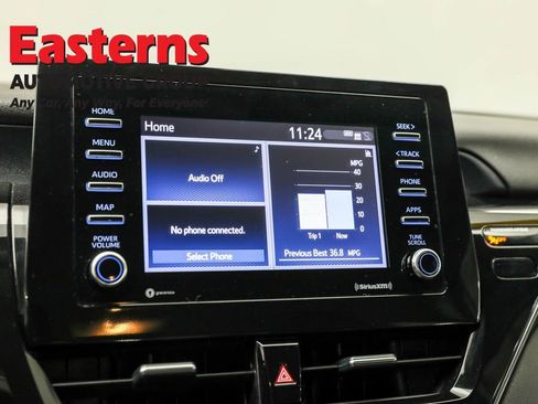 Used 2024 Toyota Camry SE image 18