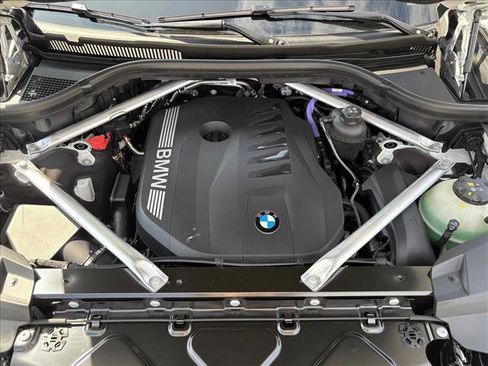 New 2026 BMW X7 xDrive40i w/ M Sport Package image 15