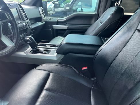 Used 2019 Ford F150 Lariat w/ Equipment Group 502A Luxury AWD/4WD image 27