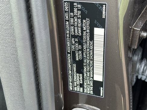 Used 2025 Volvo V60 B5 Cross Country Plus AWD/4WD image 33