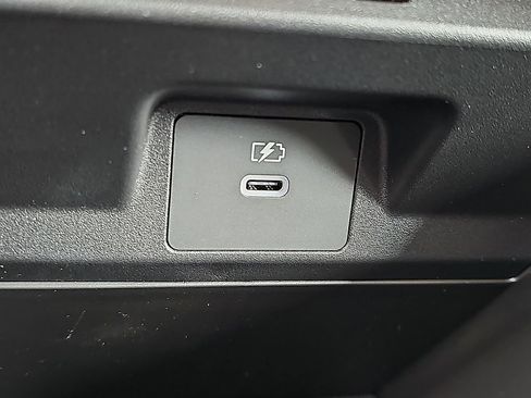 New 2026 Mitsubishi Outlander ES AWD/4WD image 18