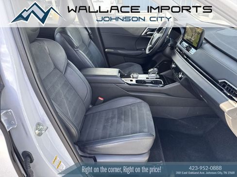 Used 2025 Mitsubishi Outlander AWD image 38