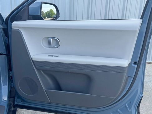 Used 2023 Hyundai Ioniq 5 SE image 38