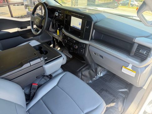 Used 2024 Ford F350 XL image 30