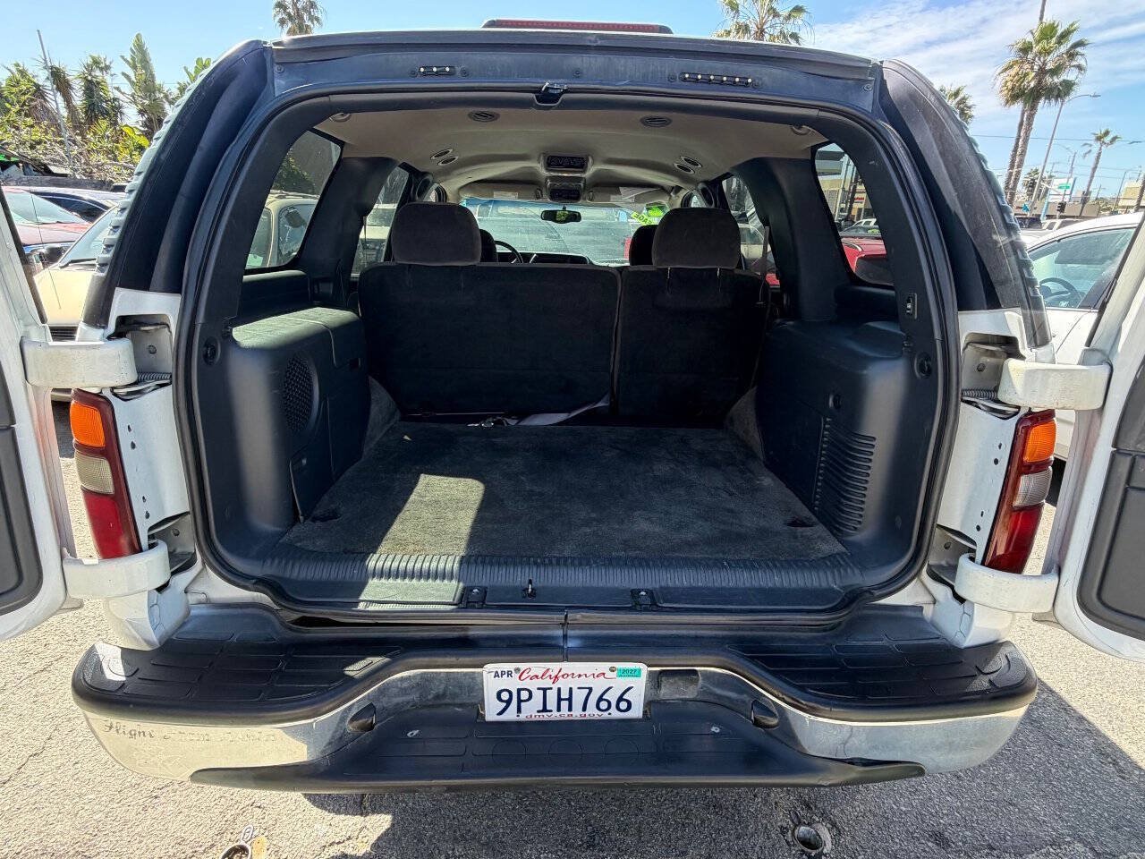 Used 2002 GMC Yukon SLE RWD image 8
