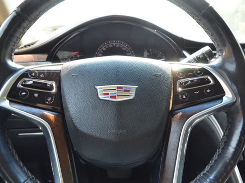 Used 2018 Cadillac XTS Luxury AWD/4WD image 37