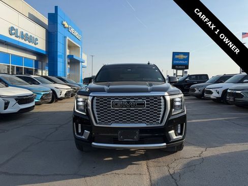 Used 2023 GMC Yukon XL Denali w/ LPO, Floor Liner Package image 1
