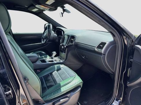 Used 2021 Jeep Grand Cherokee Laredo X RWD image 13