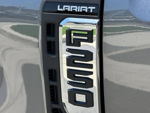 New 2026 Ford F250 Lariat w/ Lariat Ultimate Package AWD/4WD image 25
