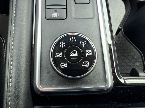 Used 2023 Nissan Pathfinder SL w/ SL Premium Package AWD/4WD image 23