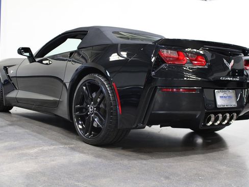 Used 2014 Chevrolet Corvette Stingray Convertible w/ 3LT Preferred Equipment Group RWD image 10