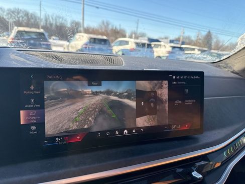 Used 2024 BMW X5 xDrive40i w/ M Sport Package image 18