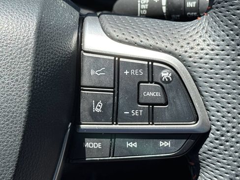 Used 2023 Toyota Sienna XSE FWD image 24