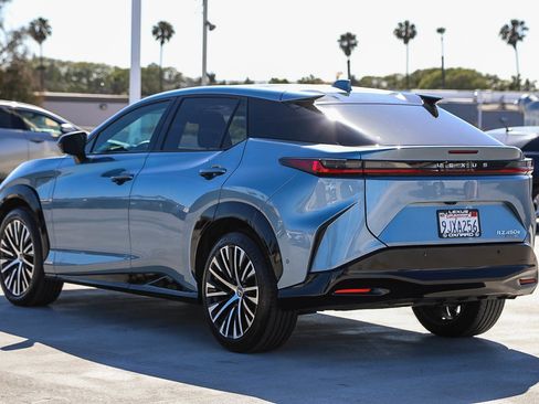 Used 2023 Lexus RZ 450e Premium w/ Accessory Package (Z1) image 5