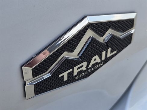 New 2025 Mitsubishi Outlander Trail Edition image 7