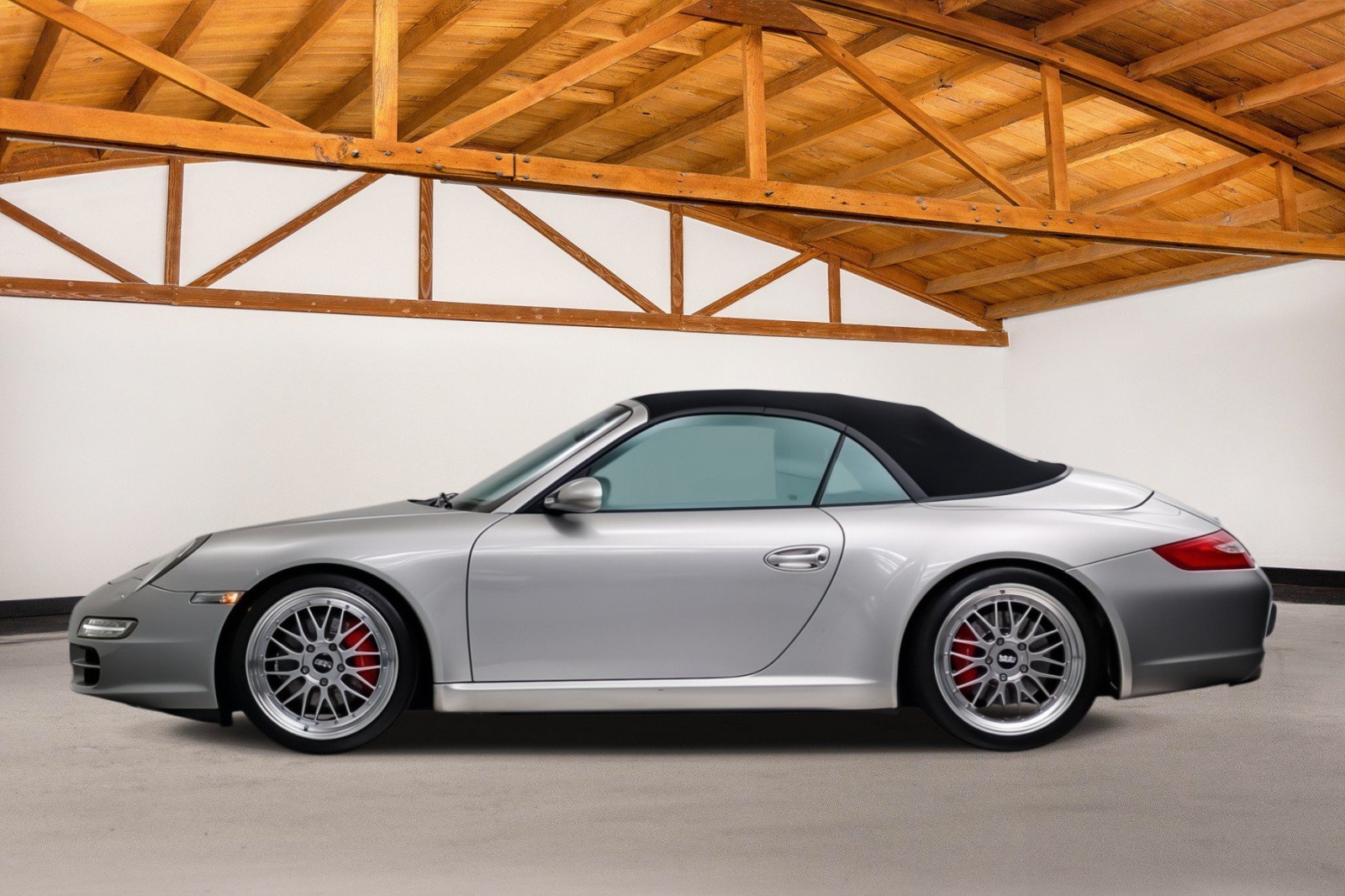 Used 2008 Porsche 911 Carrera S RWD image 3