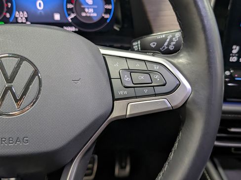 Used 2024 Volkswagen Atlas SEL Premium R-Line AWD/4WD image 17