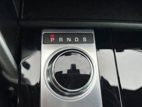 Used 2020 Land Rover Discovery HSE Luxury image 22