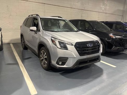 Used 2024 Subaru Forester Limited AWD/4WD image 11