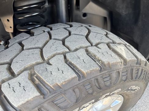 Used 2024 RAM 2500 Laramie AWD/4WD image 26