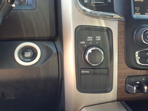 Used 2017 RAM 2500 Laramie AWD/4WD image 15
