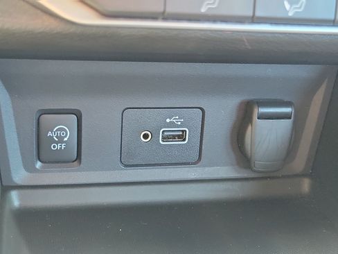 Used 2024 Nissan Sentra S FWD image 21