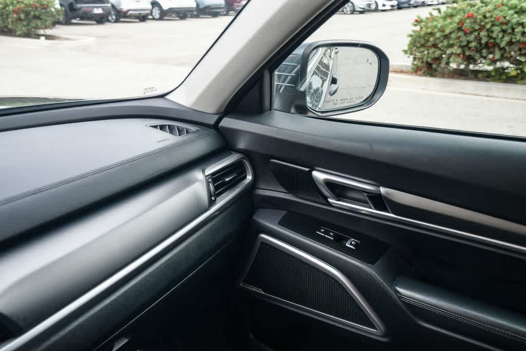 Used 2021 Kia Telluride LX FWD image 23