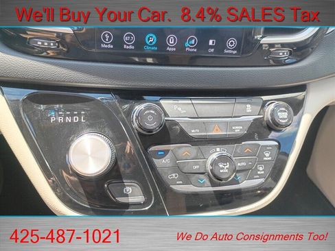 Used 2018 Chrysler Pacifica Touring Plus FWD image 20
