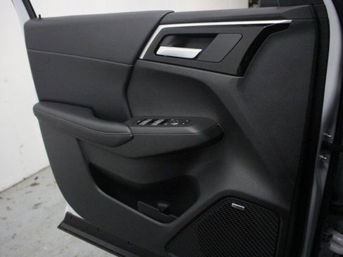 New 2026 Mitsubishi Outlander LE FWD image 11