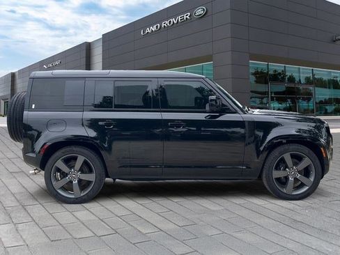 New 2025 Land Rover Defender 110 V8 AWD/4WD image 6