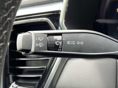 New 2026 GMC Canyon Elevation w/ Convenience Package RWD image 27