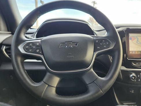 Used 2023 Chevrolet Traverse RS image 19
