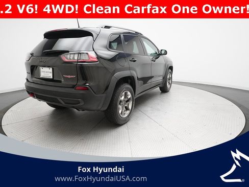 Used 2019 Jeep Cherokee Trailhawk w/ Cold Weather Group image 34