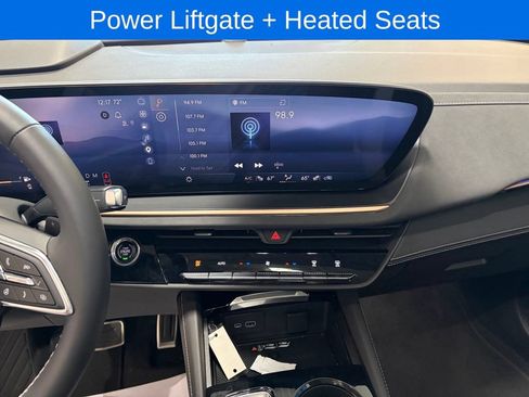 Used 2025 Buick Envision Sport Touring AWD/4WD image 12