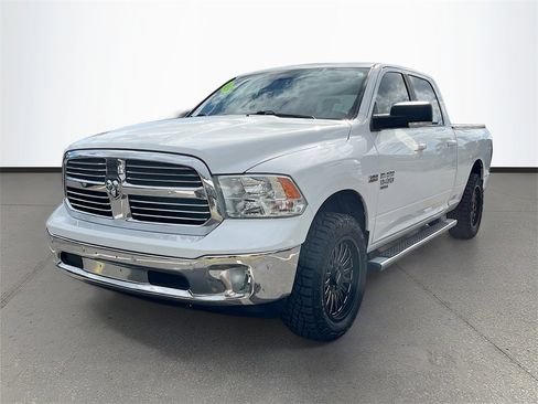 Used 2019 RAM 1500 Big Horn image 3