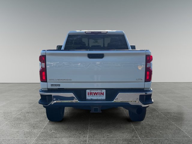 Used 2022 Chevrolet Silverado 2500 LTZ w/ LTZ Premium Package AWD/4WD image 4