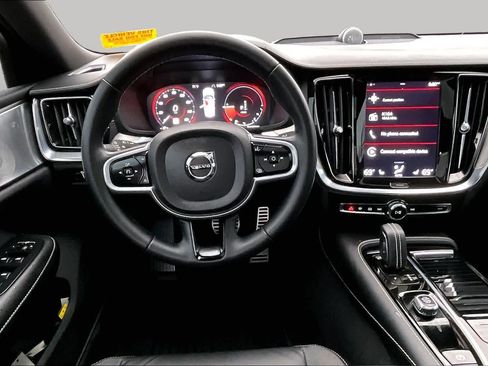 Used 2022 Volvo S60 T8 R-Design w/ Advanced Package AWD/4WD image 5