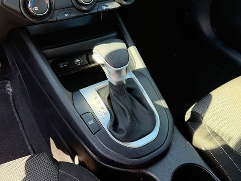 Used 2024 Kia Forte LXS w/ LXS Technology Package image 13