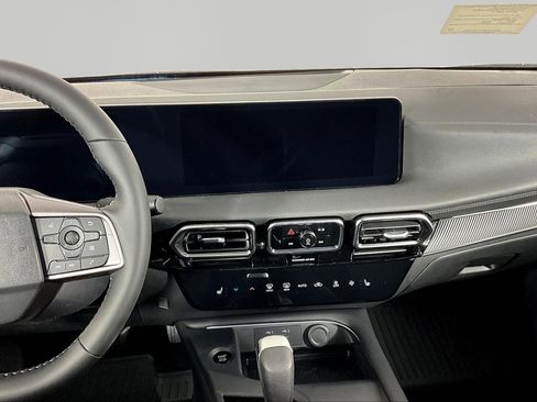 New 2026 Nissan Sentra SV FWD image 11