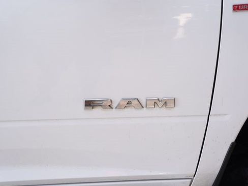 Used 2024 RAM 3500 Big Horn image 28