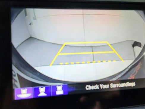 Used 2022 Honda HR-V EX image 16