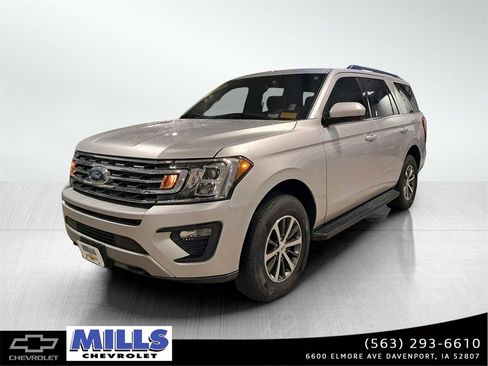 Used 2019 Ford Expedition XLT image 1