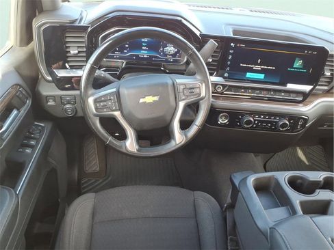 Used 2023 Chevrolet Silverado 1500 LT image 14