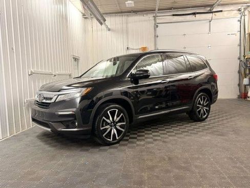 Used 2022 Honda Pilot Touring image 1
